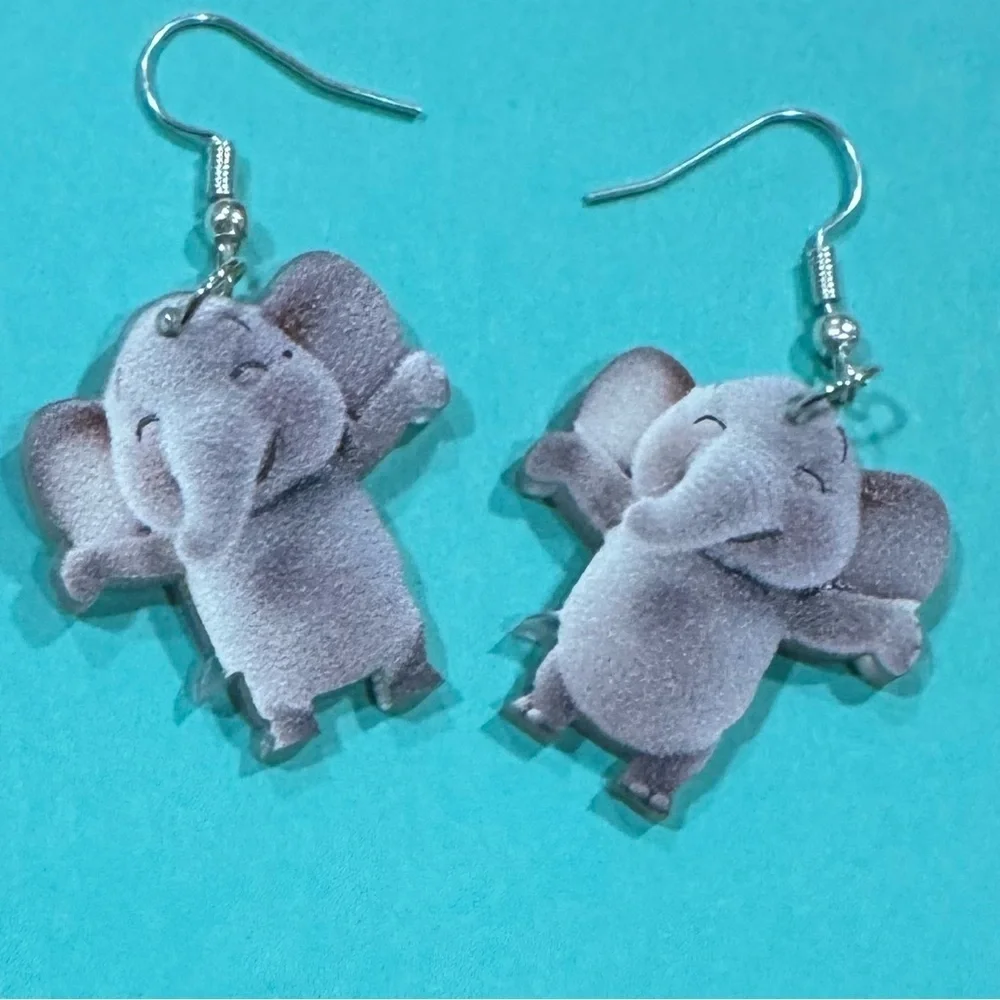 NEW! ELEPHANT Double Side Earrings Gray Dangle Embossed pierced Whimsical NWT